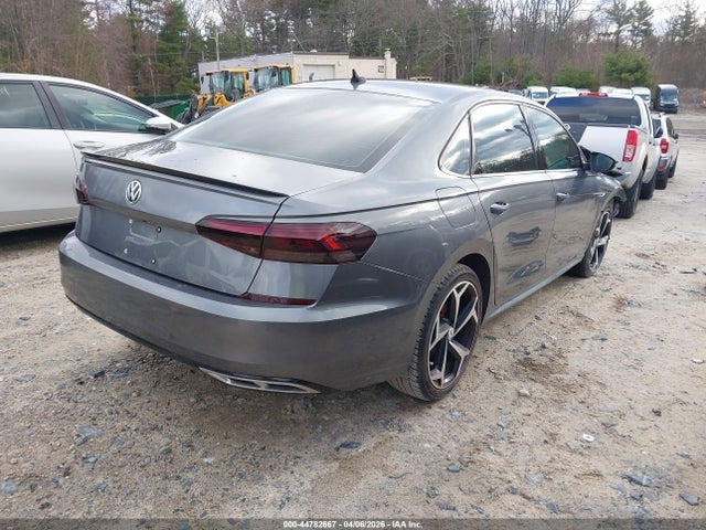 2021 Volkswagen Passat 2.0t R-line მანქანა იყიდება აუქციონზე, vin: 1VWMA7A35MC005924, აუქციონის ნომერი: 44782667