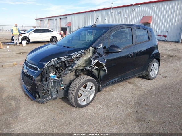 Chevrolet Spark 1lt Auto 2014 KL8CD6S9XEC432674 Image 2