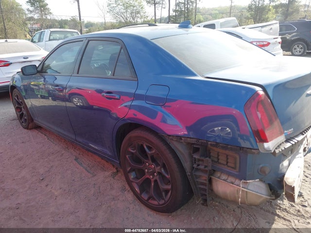 2020 Chrysler 300 Touring მანქანა იყიდება აუქციონზე, vin: 2C3CCAAG2LH147561, აუქციონის ნომერი: 44782687