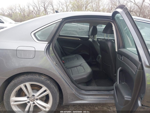 2014 VOLKSWAGEN PASSAT 1VWBS7A39EC048295 Photo 7