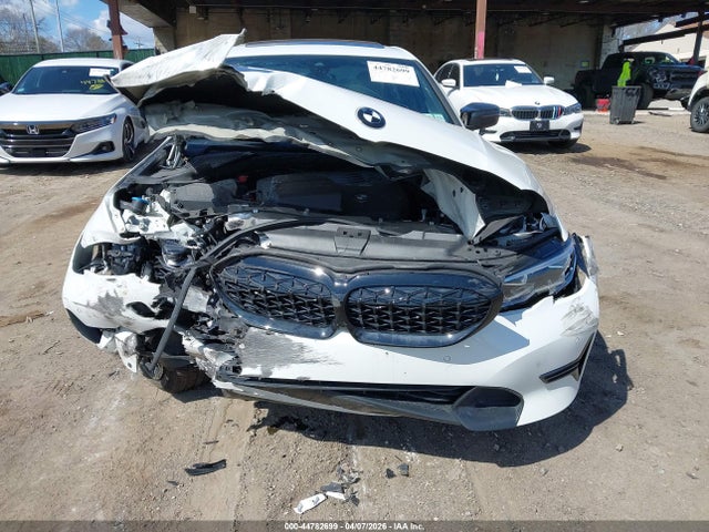 Продажа на аукционе авто 2022 Bmw 330i Xdrive, vin: 3MW5R7J03N8C58770, номер лота: 44782699