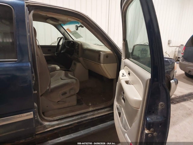 2002 Gmc Yukon Sle მანქანა იყიდება აუქციონზე, vin: 1GKEK13Z12R143994, აუქციონის ნომერი: 44782700