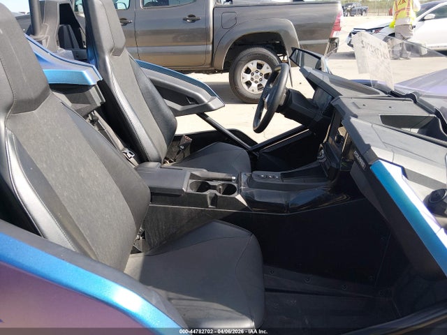 Polaris Slingshot 2021 57XAATHD5M8147133 Image 8