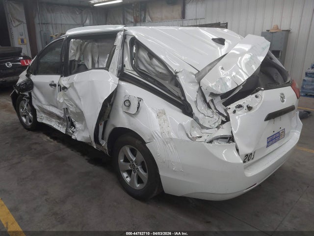 Toyota Sienna L 2020 5TDZZ3DCXLS074076 Image 3