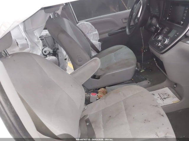 Toyota Sienna L 2020 5TDZZ3DCXLS074076 Image 5