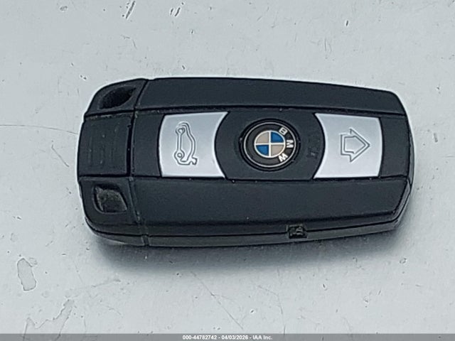 44782742 :رقم المزاد ، WBAPK7G52BNN78736 vin ، 2011 Bmw 328i Xdrive مزاد بيع