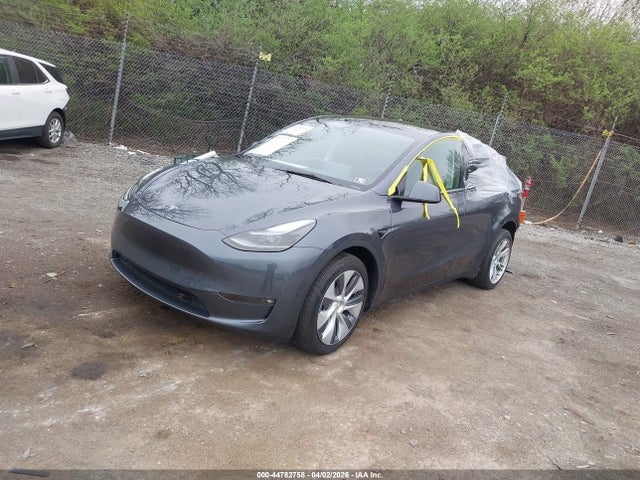 7SAYGDEE7PF850913 Tesla Model Y