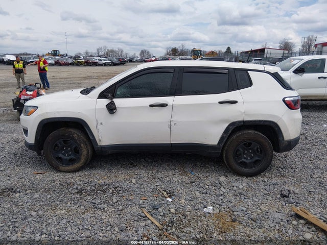 2017 Jeep New Compass Sport 4x4 მანქანა იყიდება აუქციონზე, vin: 3C4NJDAB1HT646415, აუქციონის ნომერი: 44782774