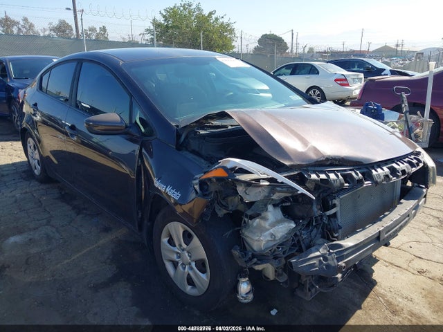 2018 3KPFK4A71JE174689 main image