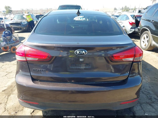 KIA FORTE LX 2018 3KPFK4A71JE174689 Image 17