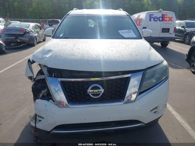 44782800 :رقم المزاد ، 5N1AR2MM0FC653272 vin ، 2015 Nissan Pathfinder Platinum/s/sl/sv مزاد بيع