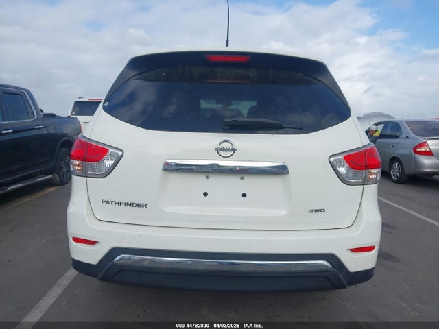 44782800 :رقم المزاد ، 5N1AR2MM0FC653272 vin ، 2015 Nissan Pathfinder Platinum/s/sl/sv مزاد بيع
