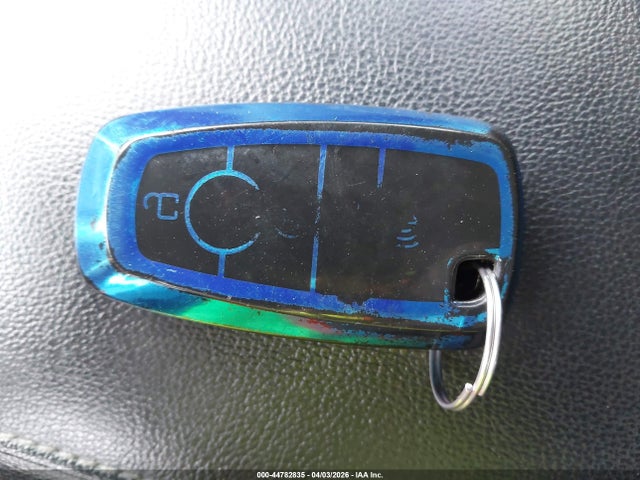 3FA6P0HD3HR203270 Ford FUSION SE