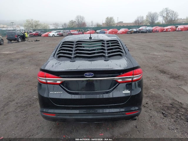 3FA6P0HD3HR203270 Ford FUSION SE