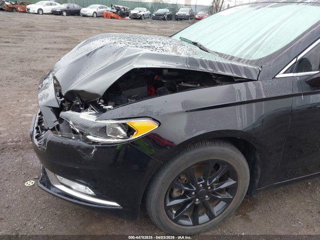 3FA6P0HD3HR203270 Ford FUSION SE