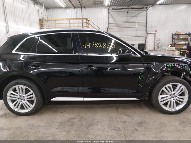 Продаж на аукціоні авто 2018 Audi Q5 2.0t Premium/2.0t Tech Premium, vin: WA1CNAFY5J2122113, номер лоту: 44782850