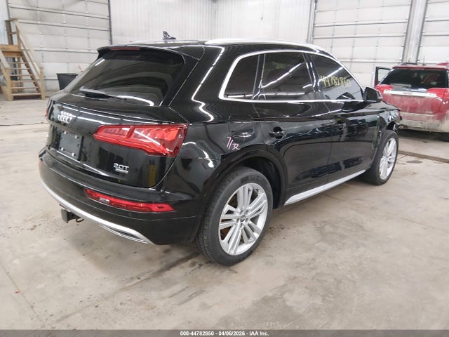 Продаж на аукціоні авто 2018 Audi Q5 2.0t Premium/2.0t Tech Premium, vin: WA1CNAFY5J2122113, номер лоту: 44782850
