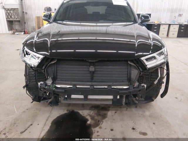 Продаж на аукціоні авто 2018 Audi Q5 2.0t Premium/2.0t Tech Premium, vin: WA1CNAFY5J2122113, номер лоту: 44782850