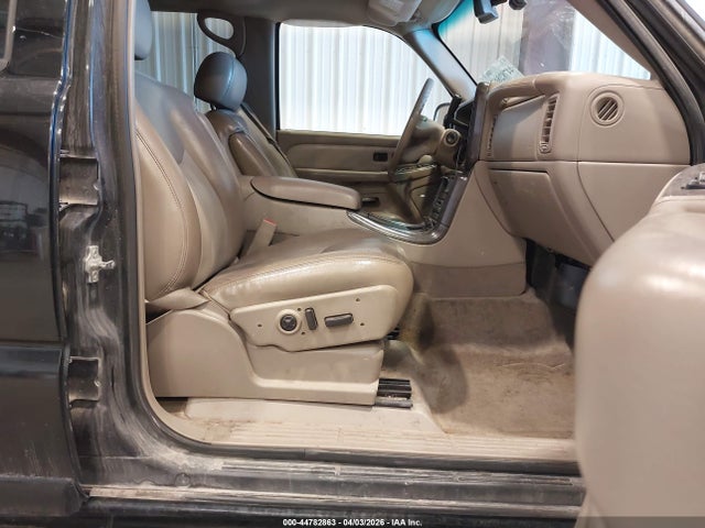 44782863 :رقم المزاد ، 1GKEK63U95J198181 vin ، 2005 Gmc Yukon Denali مزاد بيع