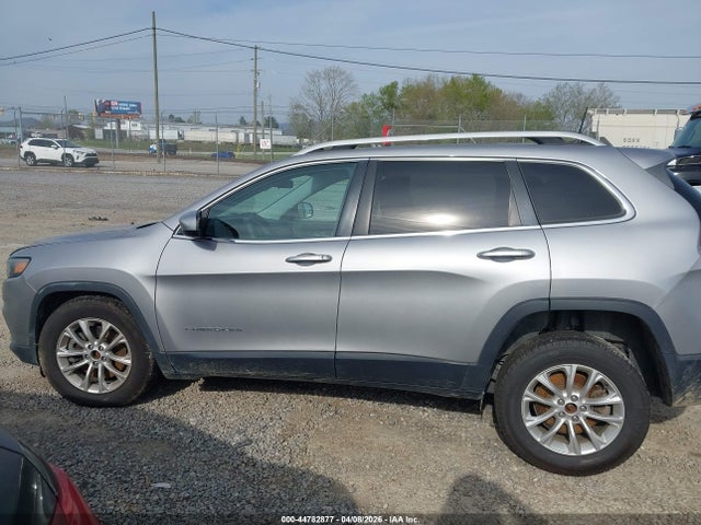 2019 Jeep Cherokee Latitude 4x4 მანქანა იყიდება აუქციონზე, vin: 1C4PJMCX1KD168222, აუქციონის ნომერი: 44782877
