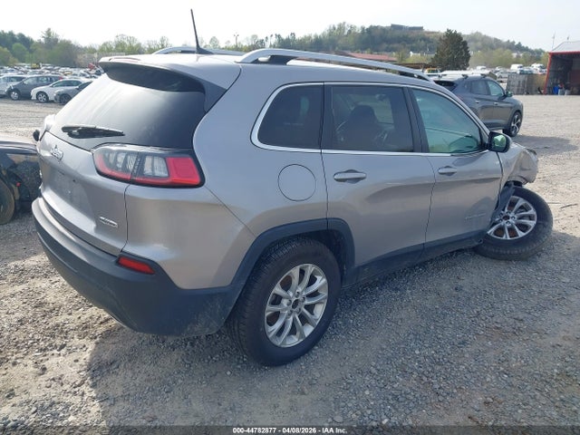 2019 Jeep Cherokee Latitude 4x4 მანქანა იყიდება აუქციონზე, vin: 1C4PJMCX1KD168222, აუქციონის ნომერი: 44782877