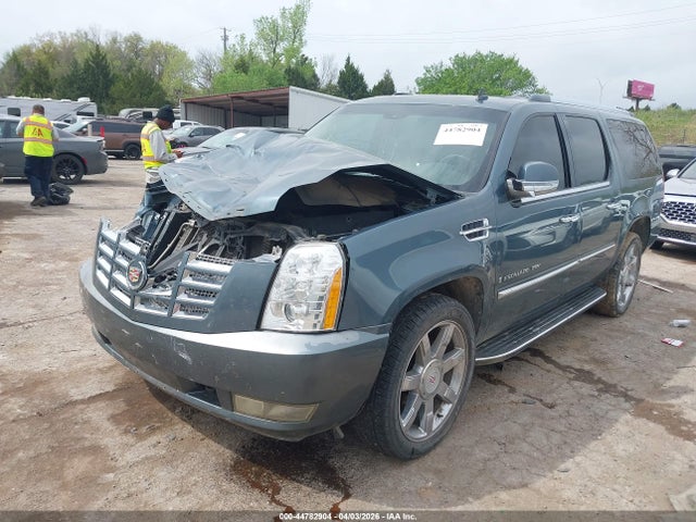 44782904 :رقم المزاد ، 1GYFK66898R196056 vin ، 2008 Cadillac Escalade Esv Standard مزاد بيع