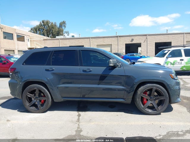 1C4RJFDJ9HC761551 Jeep Grand Cherokee Srt