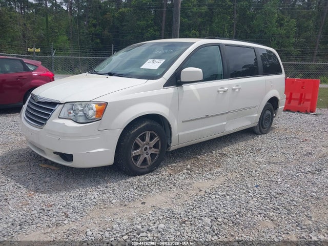 2009 CHRYSLER TOWN & COUNTRY 2A8HR54169R596977 Photo 1