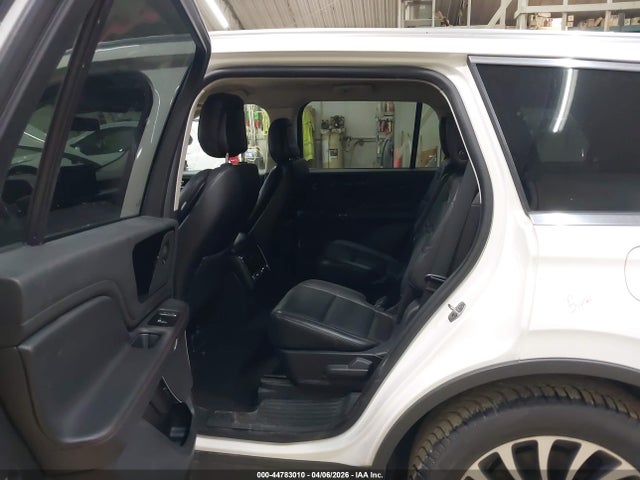 2020 LINCOLN AVIATOR 5LM5J7XC5LGL17918 Photo 7