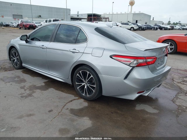 2019 Toyota Camry Se მანქანა იყიდება აუქციონზე, vin: 4T1B11HK9KU207477, აუქციონის ნომერი: 44783033