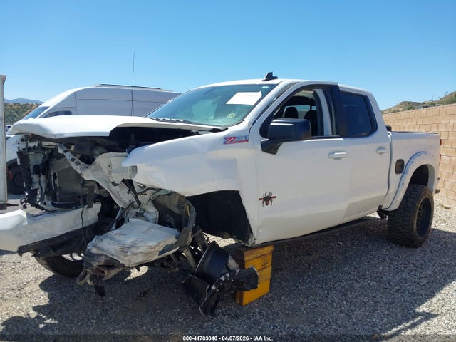 3GCUYEELXLG303104 Chevrolet Silverado 1500