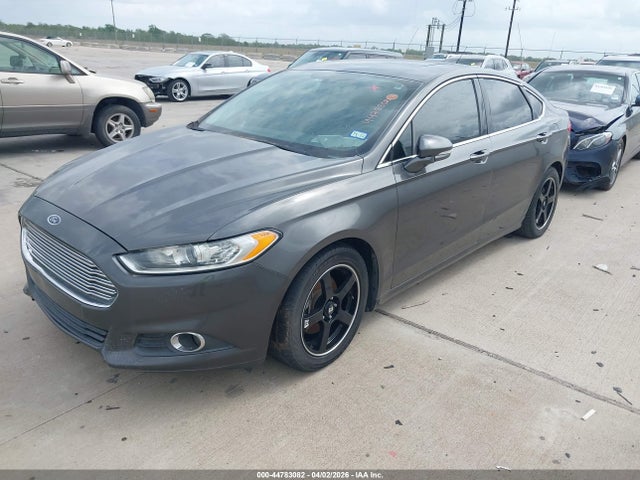 3FA6P0HD9GR113586 Ford FUSION SE