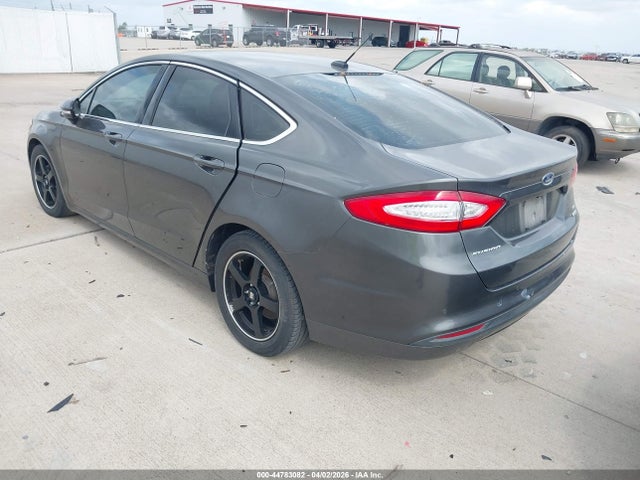 3FA6P0HD9GR113586 Ford FUSION SE