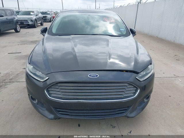 3FA6P0HD9GR113586 Ford FUSION SE