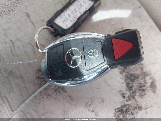 Aukcja sprzedaży 2016 Mercedes-benz C 300 4matic, vin: 55SWF4KB6GU111404, numer aukcji: 44783095