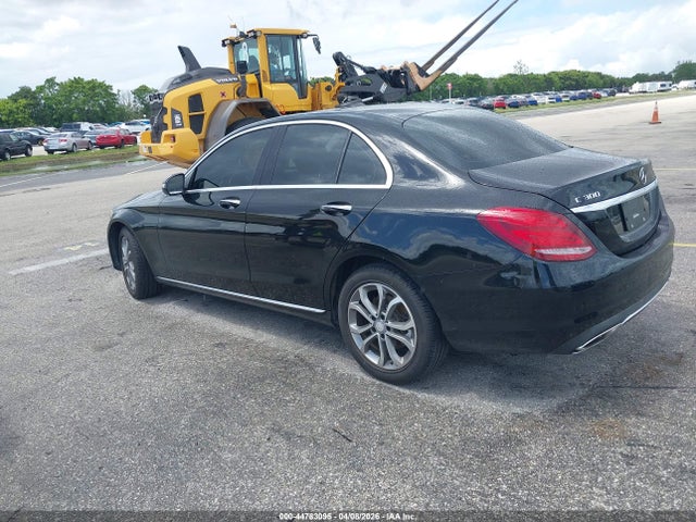 Aukcja sprzedaży 2016 Mercedes-benz C 300 4matic, vin: 55SWF4KB6GU111404, numer aukcji: 44783095