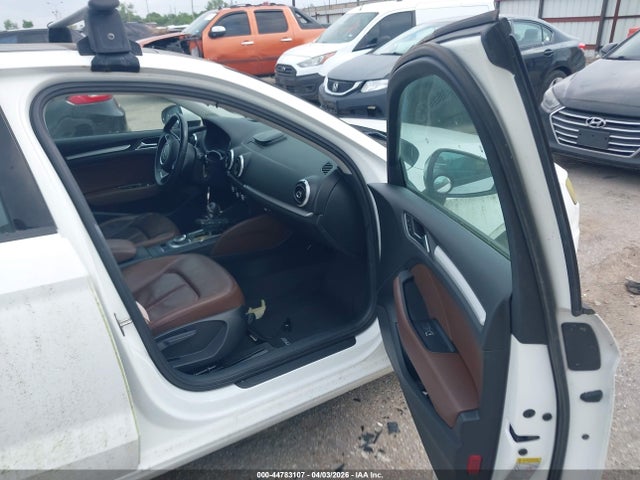 2016 AUDI A3 WAUA7GFF8G1054376 Photo 4