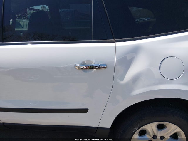 Aukcja sprzedaży 2017 Chevrolet Traverse Ls, vin: 1GNKVFEDXHJ243062, numer aukcji: 44783135