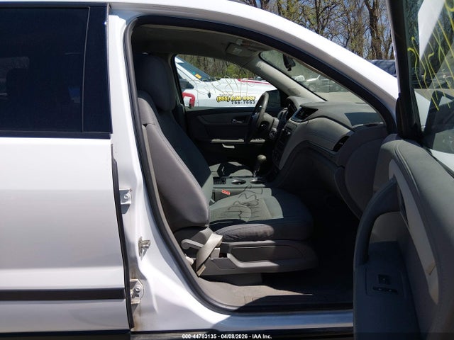 Aukcja sprzedaży 2017 Chevrolet Traverse Ls, vin: 1GNKVFEDXHJ243062, numer aukcji: 44783135