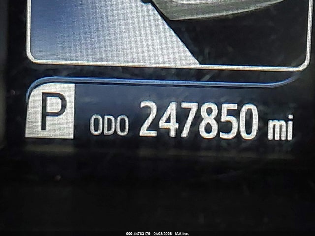 44783179 :رقم المزاد ، 4T1BD1FK9FU147216 vin ، 2015 Toyota Camry Hybrid Le مزاد بيع