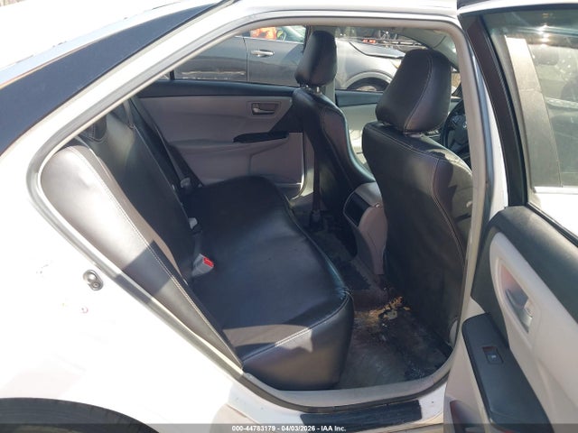 44783179 :رقم المزاد ، 4T1BD1FK9FU147216 vin ، 2015 Toyota Camry Hybrid Le مزاد بيع