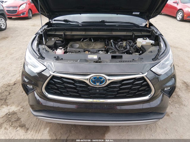 44783198 :رقم المزاد ، 5TDFARAHXMS011686 vin ، 2021 Toyota Highlander Hybrid Platinum مزاد بيع