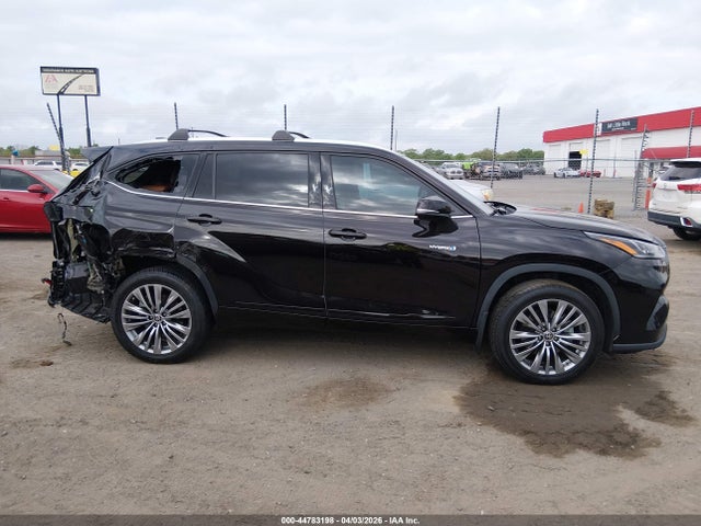 44783198 :رقم المزاد ، 5TDFARAHXMS011686 vin ، 2021 Toyota Highlander Hybrid Platinum مزاد بيع