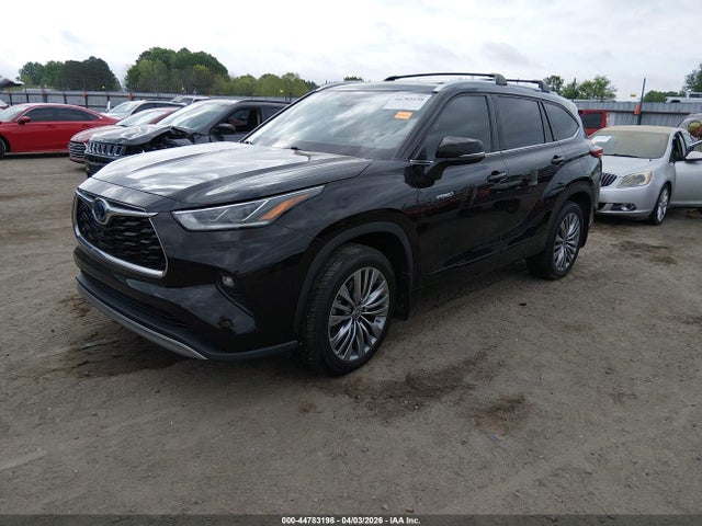 44783198 :رقم المزاد ، 5TDFARAHXMS011686 vin ، 2021 Toyota Highlander Hybrid Platinum مزاد بيع