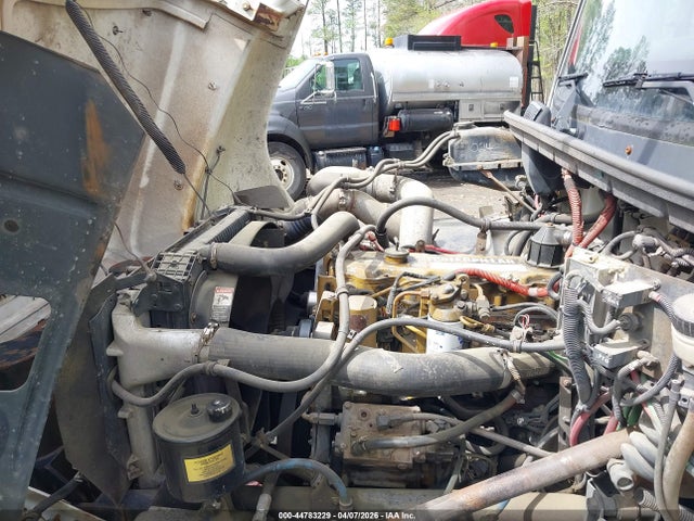 2001 Freightliner Medium Conventional Fl70 მანქანა იყიდება აუქციონზე, vin: 1FVABTAK11HJ93024, აუქციონის ნომერი: 44783229