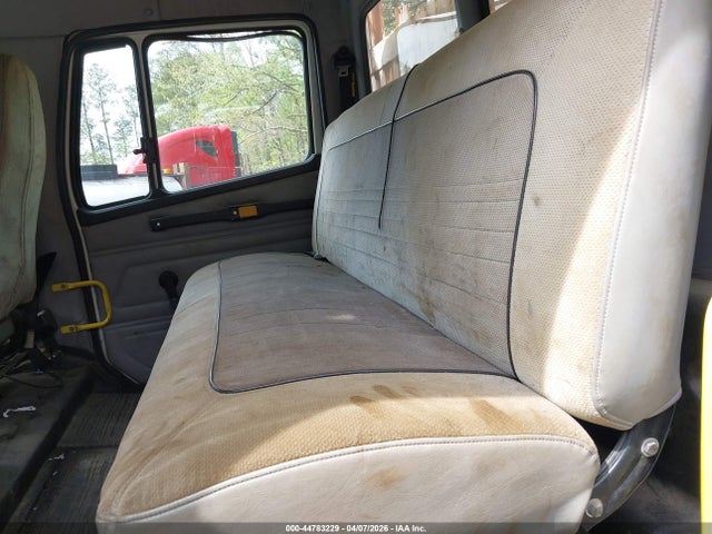 2001 Freightliner Medium Conventional Fl70 მანქანა იყიდება აუქციონზე, vin: 1FVABTAK11HJ93024, აუქციონის ნომერი: 44783229