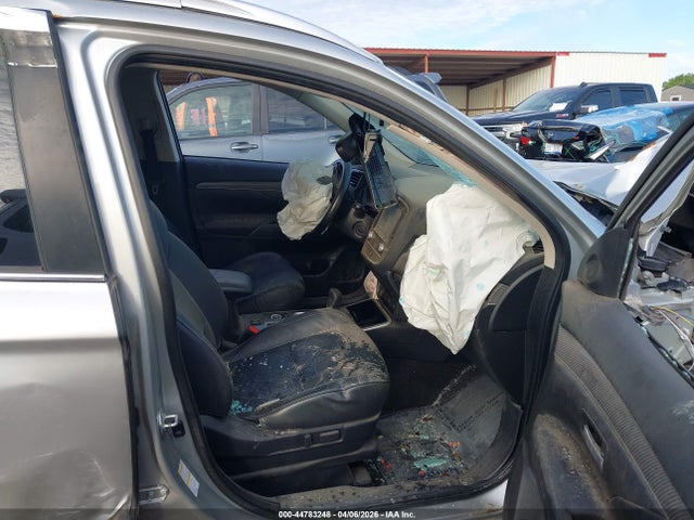 44783248 :رقم المزاد ، JA4AZ3A34LZ017947 vin ، 2020 Mitsubishi Outlander Sel 2.4 S-awc مزاد بيع