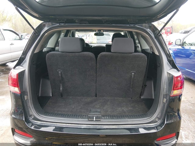 Auction sale of the 2020 Kia Sorento 2.4l L, vin: 5XYPG4A33LG656685, lot number: 44783254