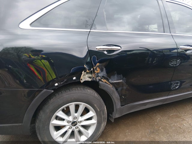 Auction sale of the 2020 Kia Sorento 2.4l L, vin: 5XYPG4A33LG656685, lot number: 44783254
