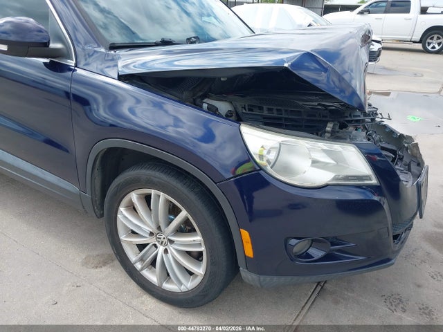 44783270 :رقم المزاد ، WVGAV7AX6BW000106 vin ، 2011 Volkswagen Tiguan Se مزاد بيع